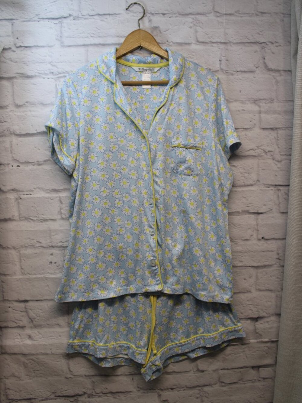 Pillow Talk Large Light Blue Daisy Button Front Shortsleeve Shorts Summer Pj Set